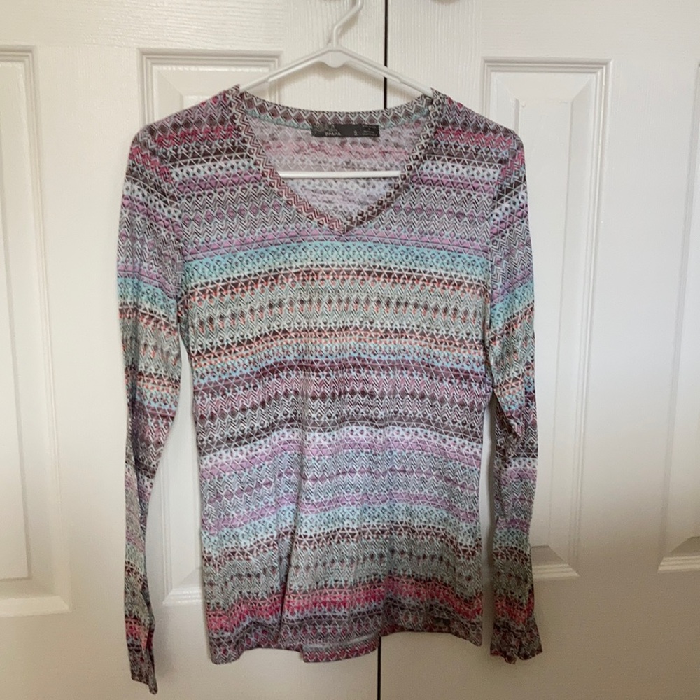 Like new Prana long sleeve tee!